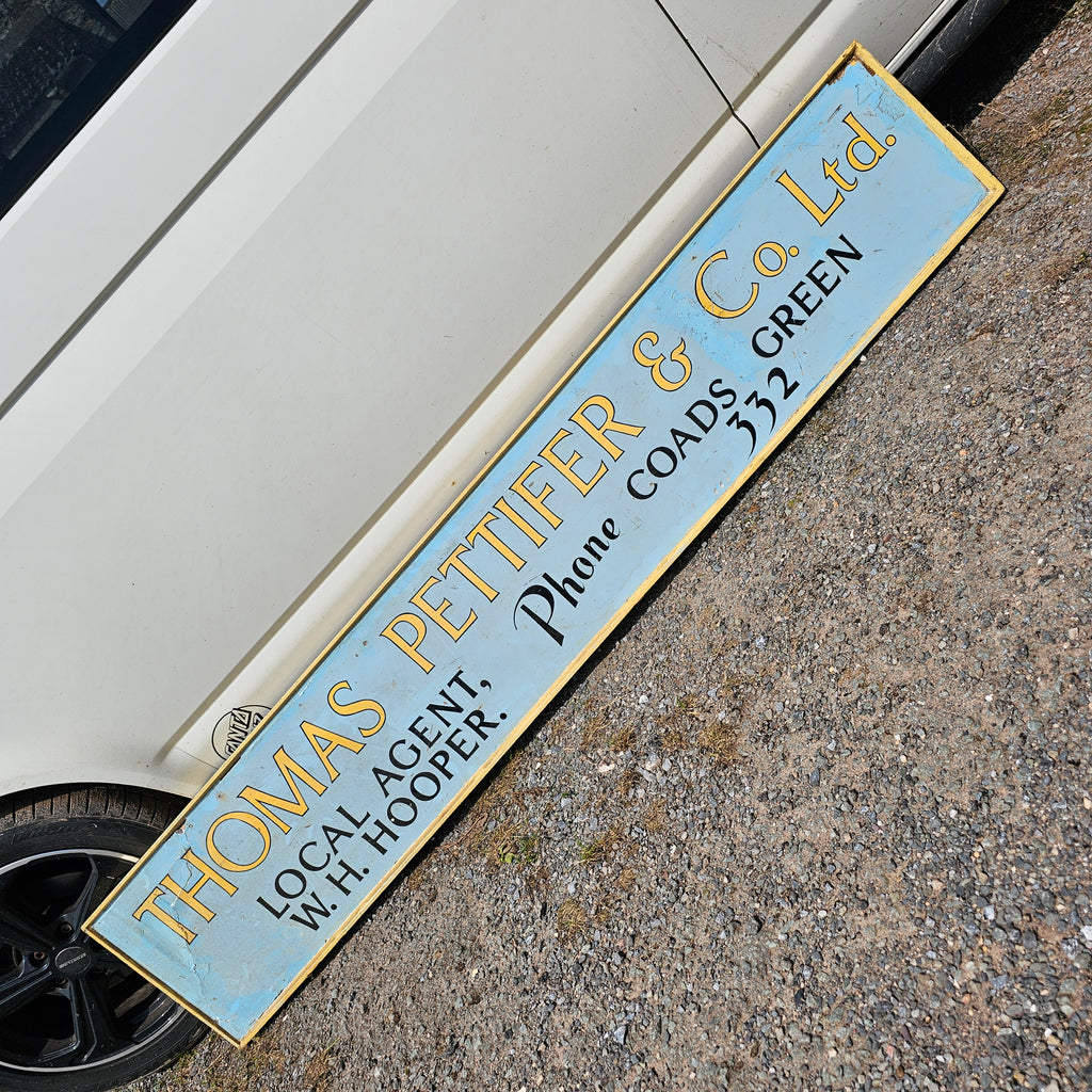 Thomas Pettifer & Co Sign