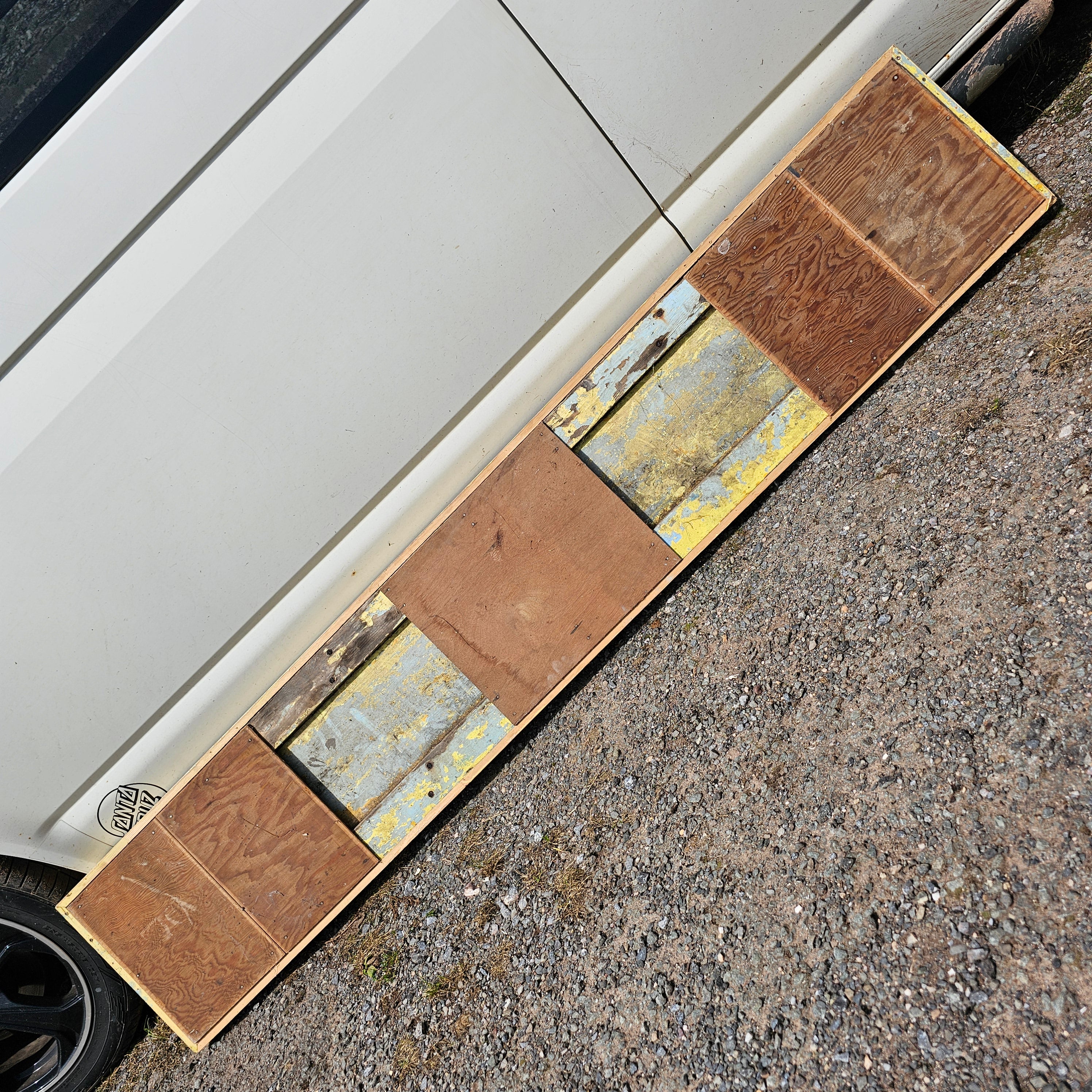 Thomas Pettifer & Co Sign