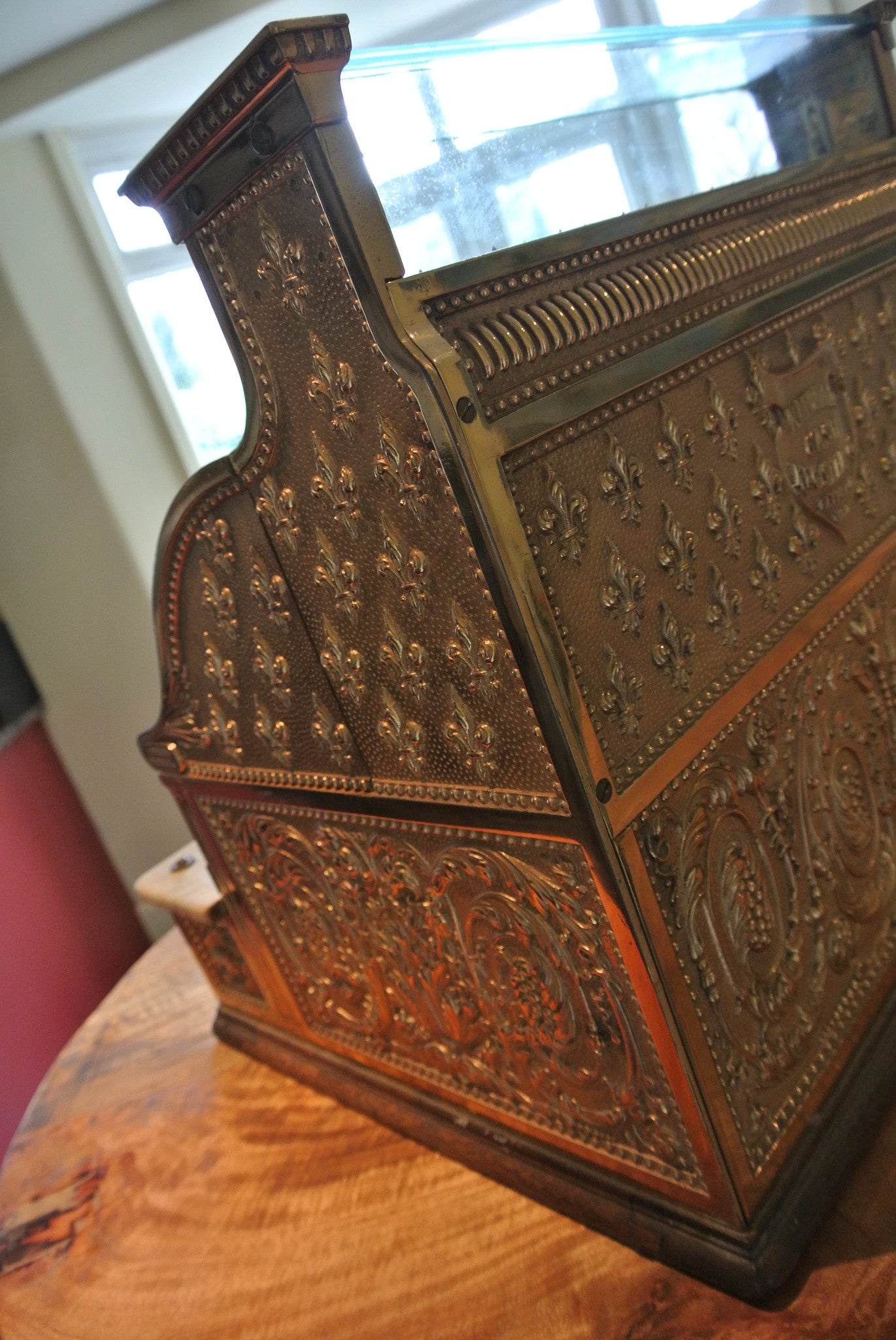 National Cash Register - Fleur de Lis (1906)