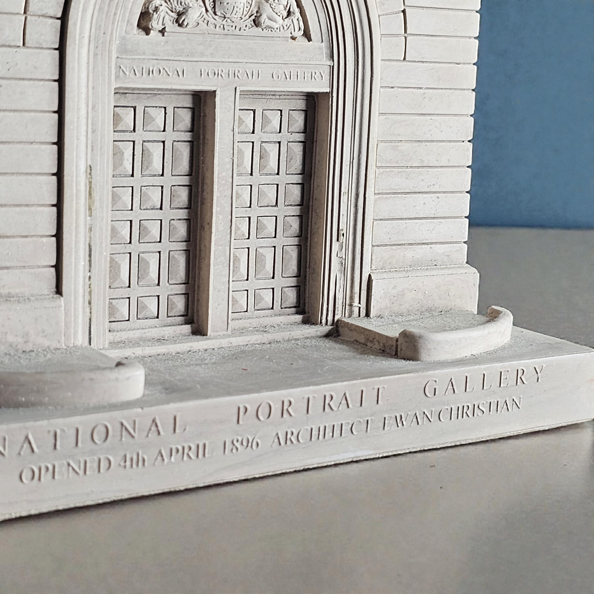 National Portrait Gallery Model