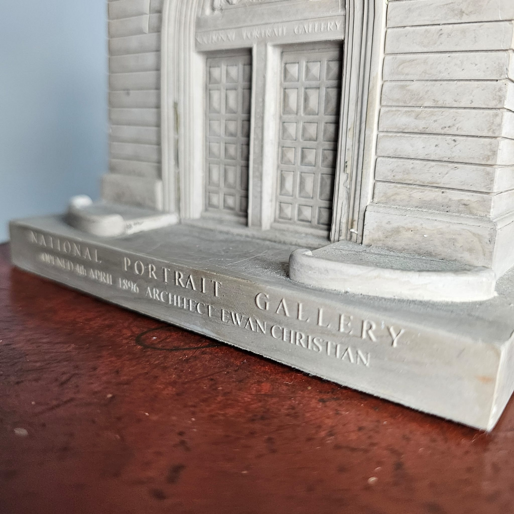 National Portrait Gallery Model