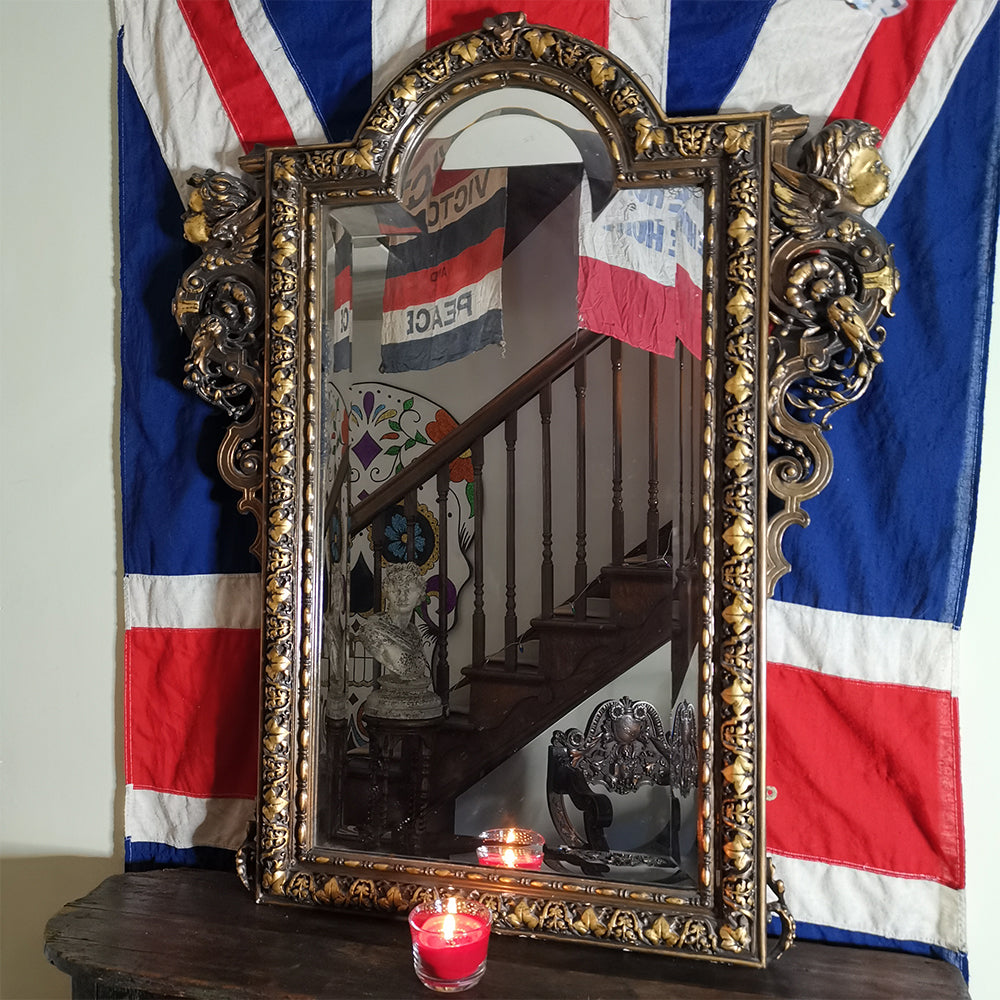 Giltwood & Gesso Cherub Mirror